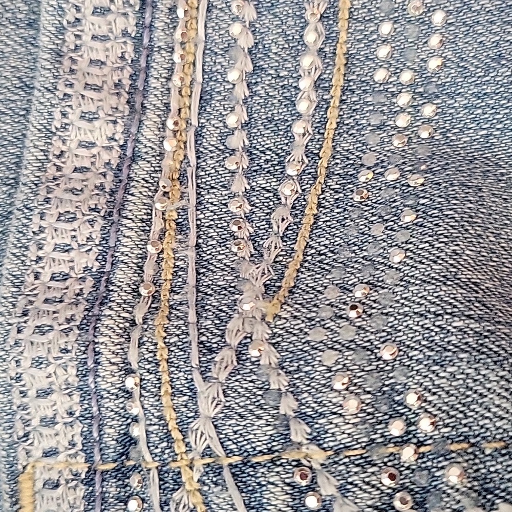 Gloria Vanderbilt Womens 2015 Amanda Style Light Denim Jeans. Size 10 Short - Picture 12 of 12